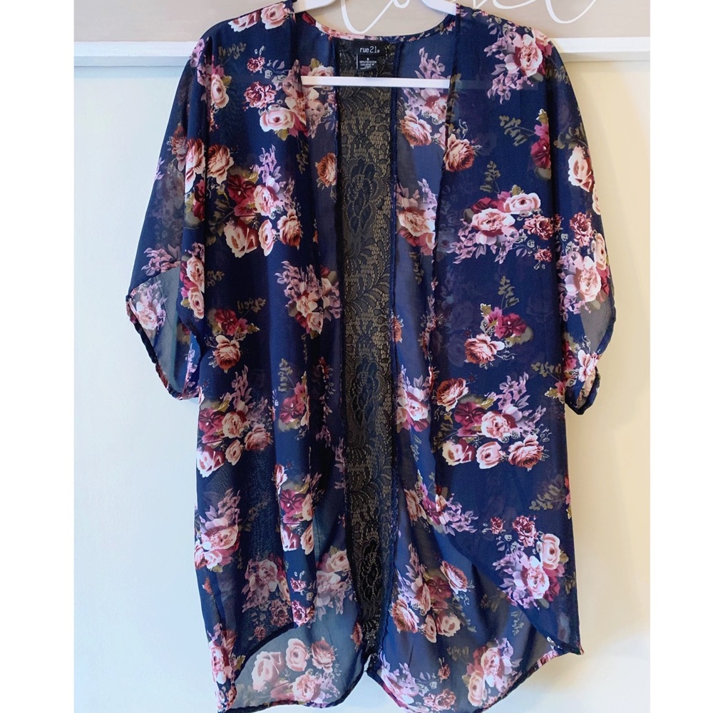 Rue21 kimono floral cardigan. size S
